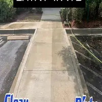 Softwashing-KingBest-Gainesville-Pressure-Washing-Company-Performed-Driveway-Cleaning 0